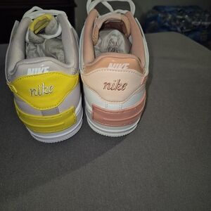 Nike Kids' Low-Top Sneakers - Yellow & Light Pink